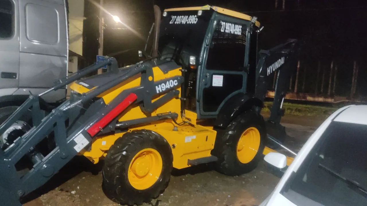 Retroescavadeira Hyundai H940C 2015 - Foto 4