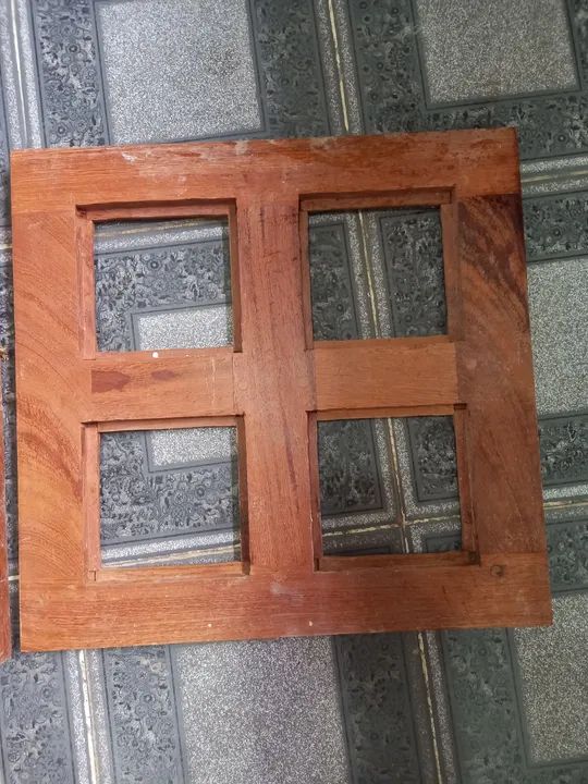 Janelas de madeira em ótimo estado