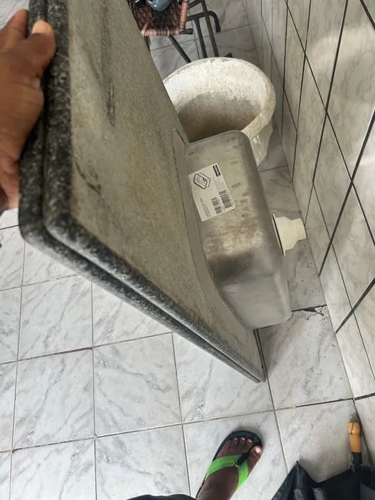 Pia de Granito com Cuba em Aço Inox