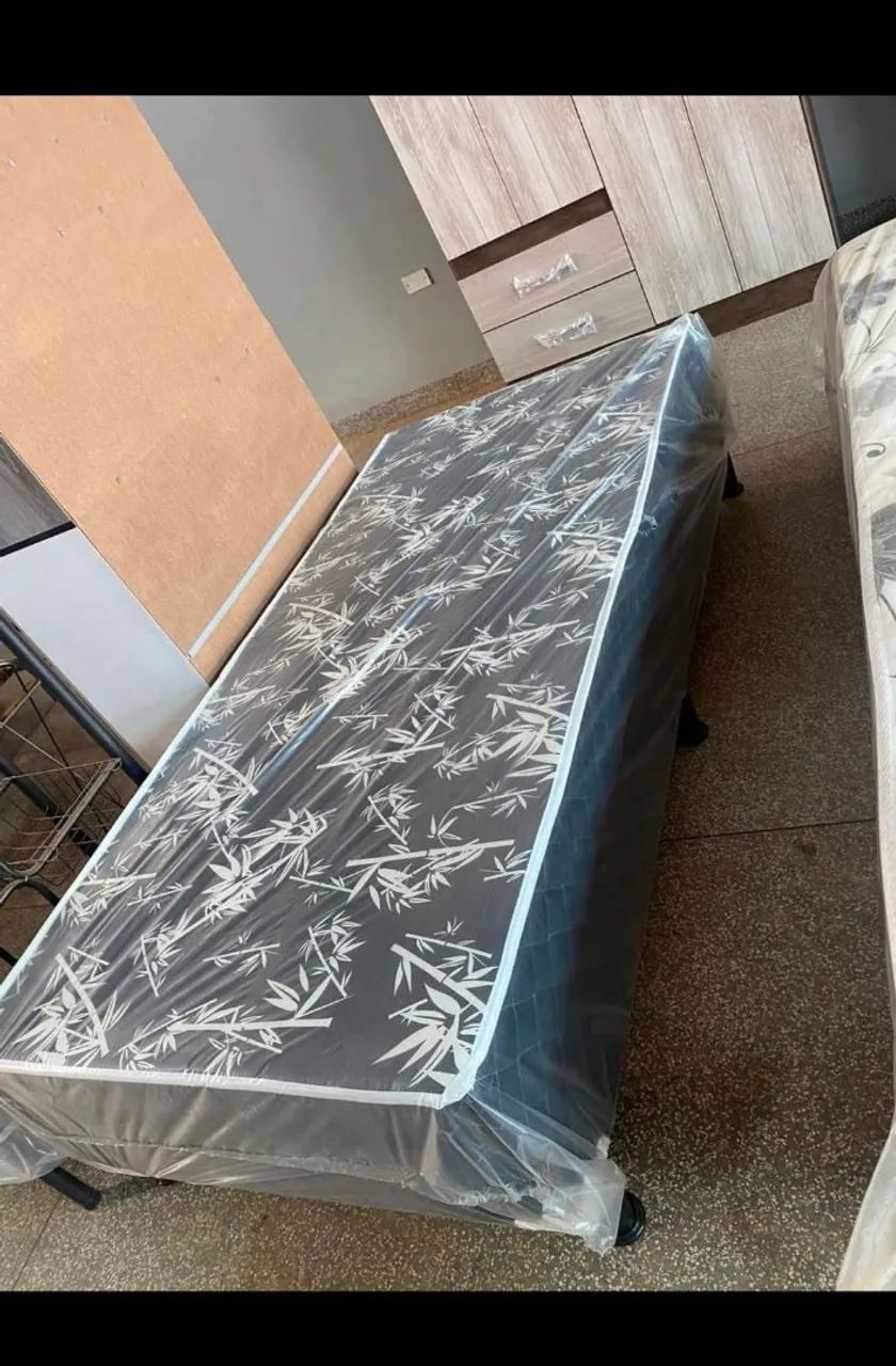 Cama j4 Solteiro box com garantia 