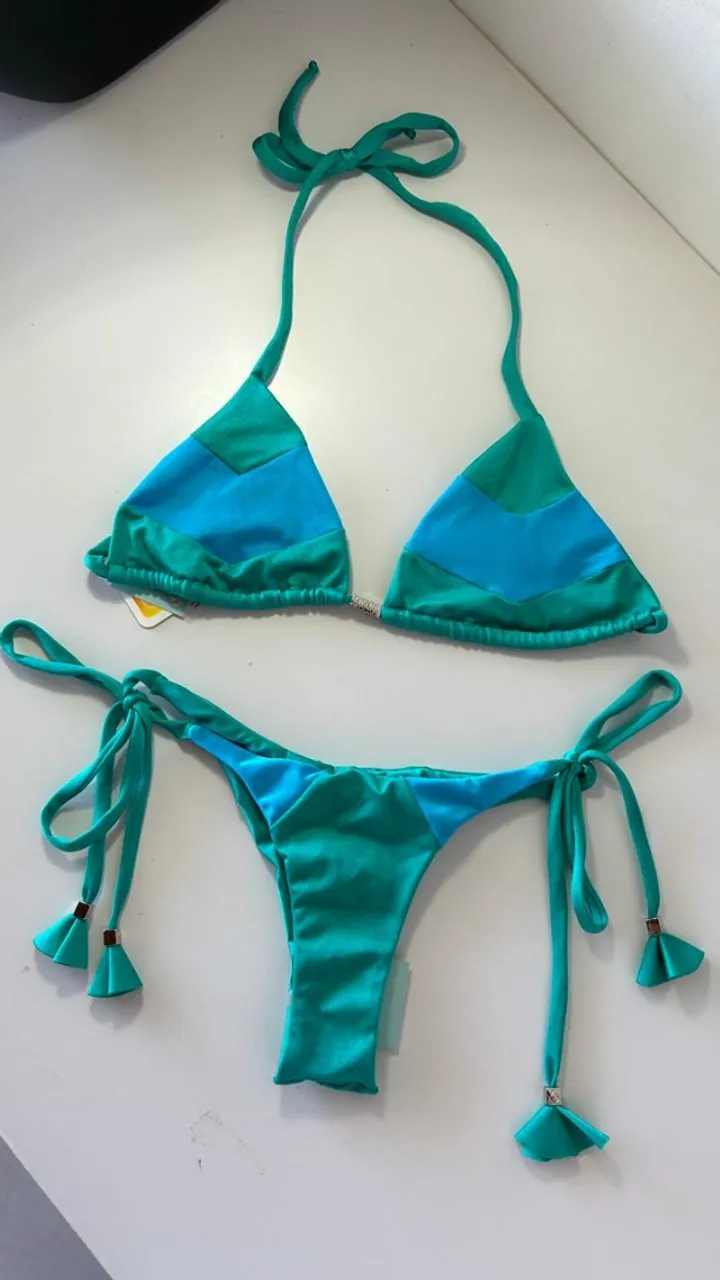 Conjunto Tam M De Biquíni Verde Enseada Wanui Moda Praia Verão Para Cachoeira Piscina