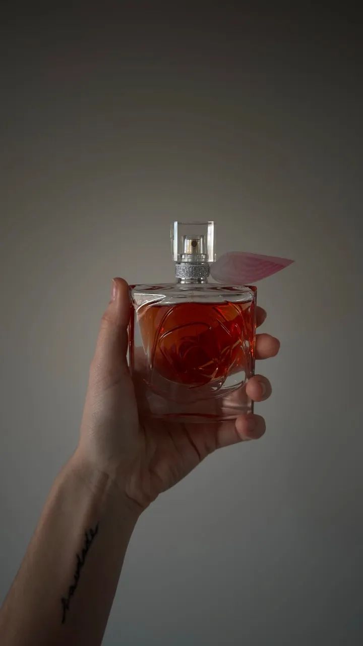 Perfume La Vie Est Belle Rosa Extraordinária 50mL Lancome - Foto 2