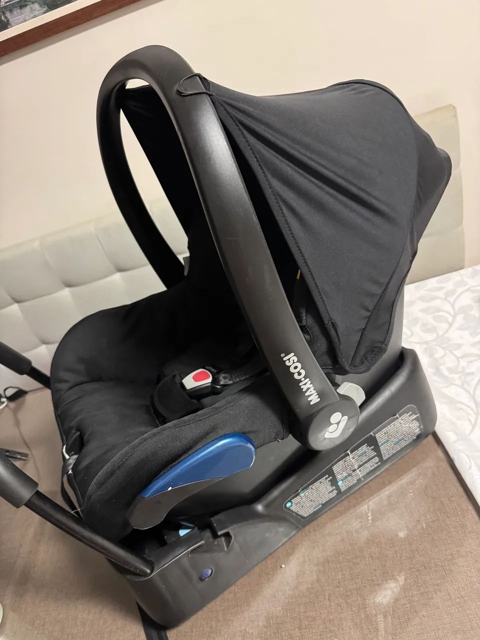 Bebê conforto Maxi Cosi essential com base para carro - Foto 3