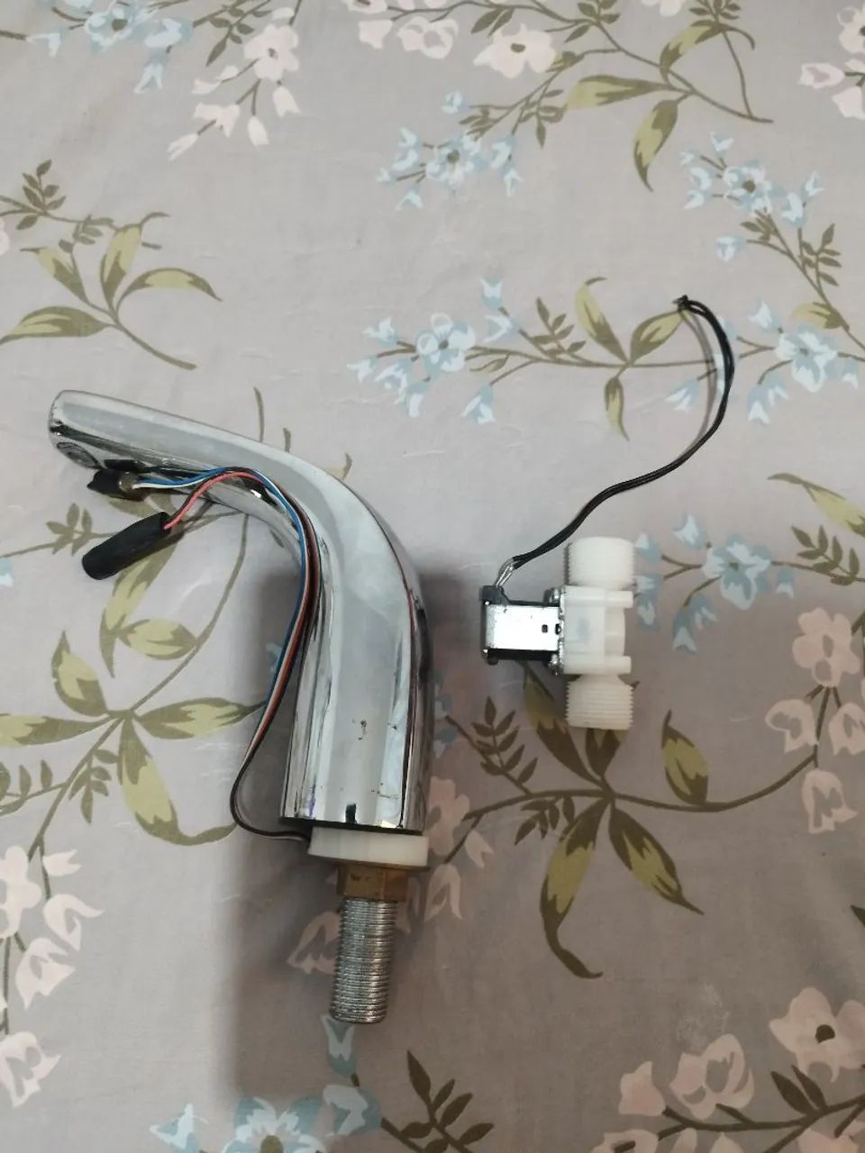 Torneira automática DOCOL ( Pra sair hoje)