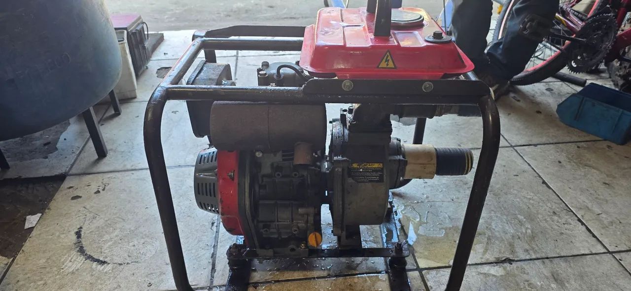 Motobomba Branco - Diesel 5CV 2Polegadas - Foto 4