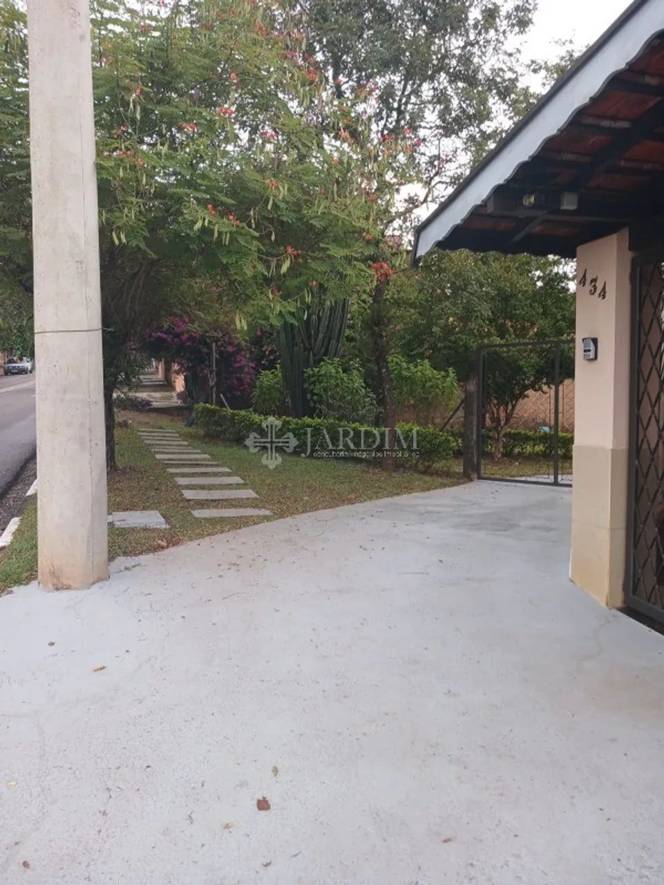 CASA COM PISCINA E EDICULA | JUPIÁ | VENDA - Foto 5