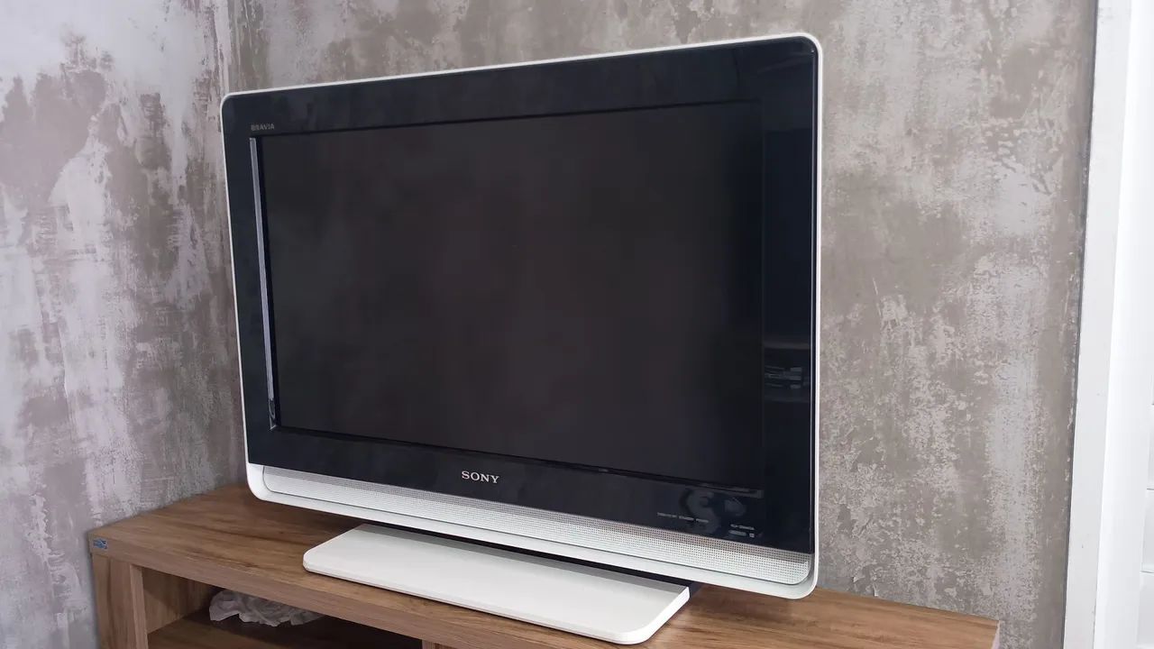 Tv Sony 20 polegadas entrada HDMI. 