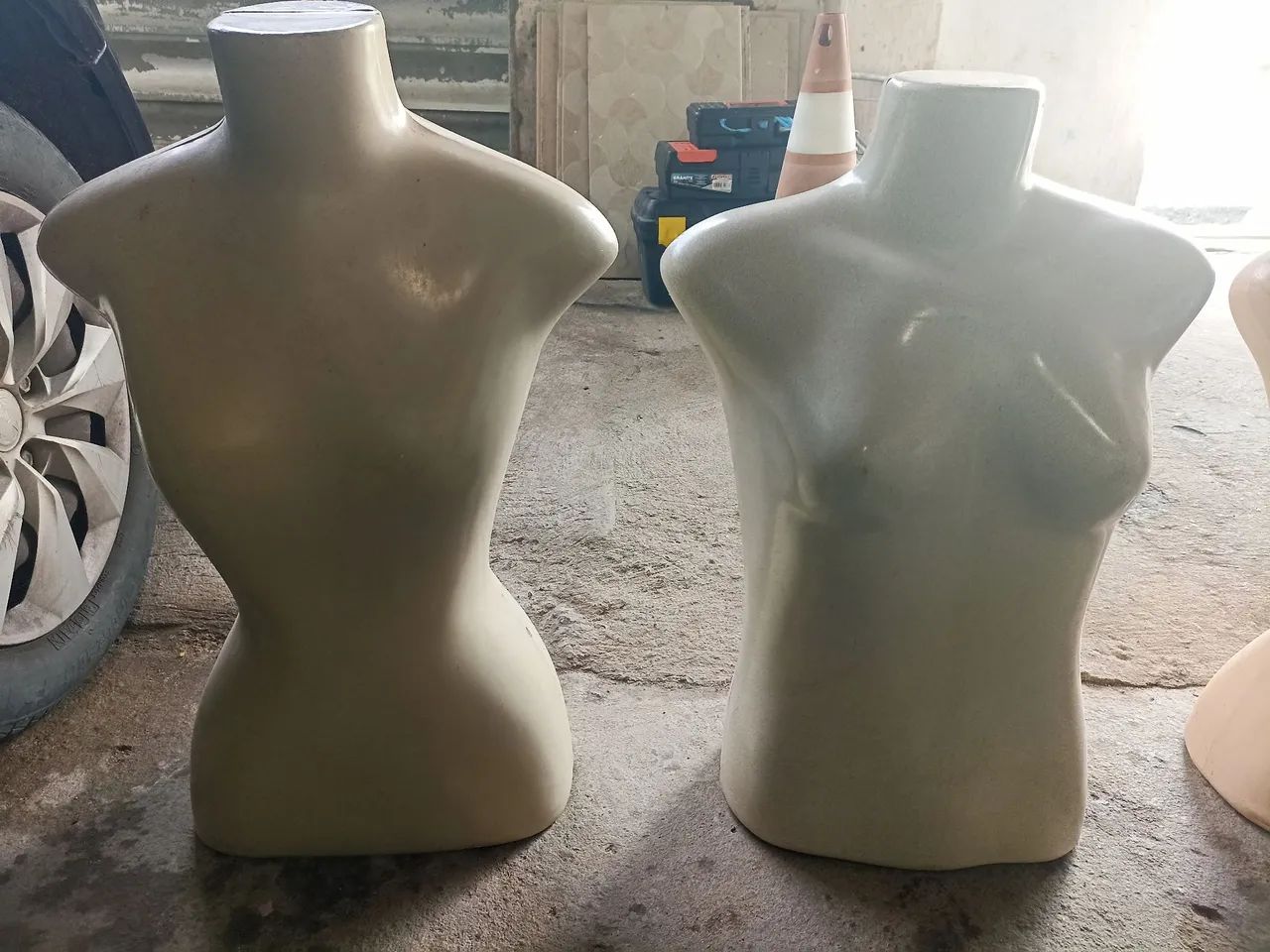 Vendo 4 Manequim em bom estado por 100 reais 