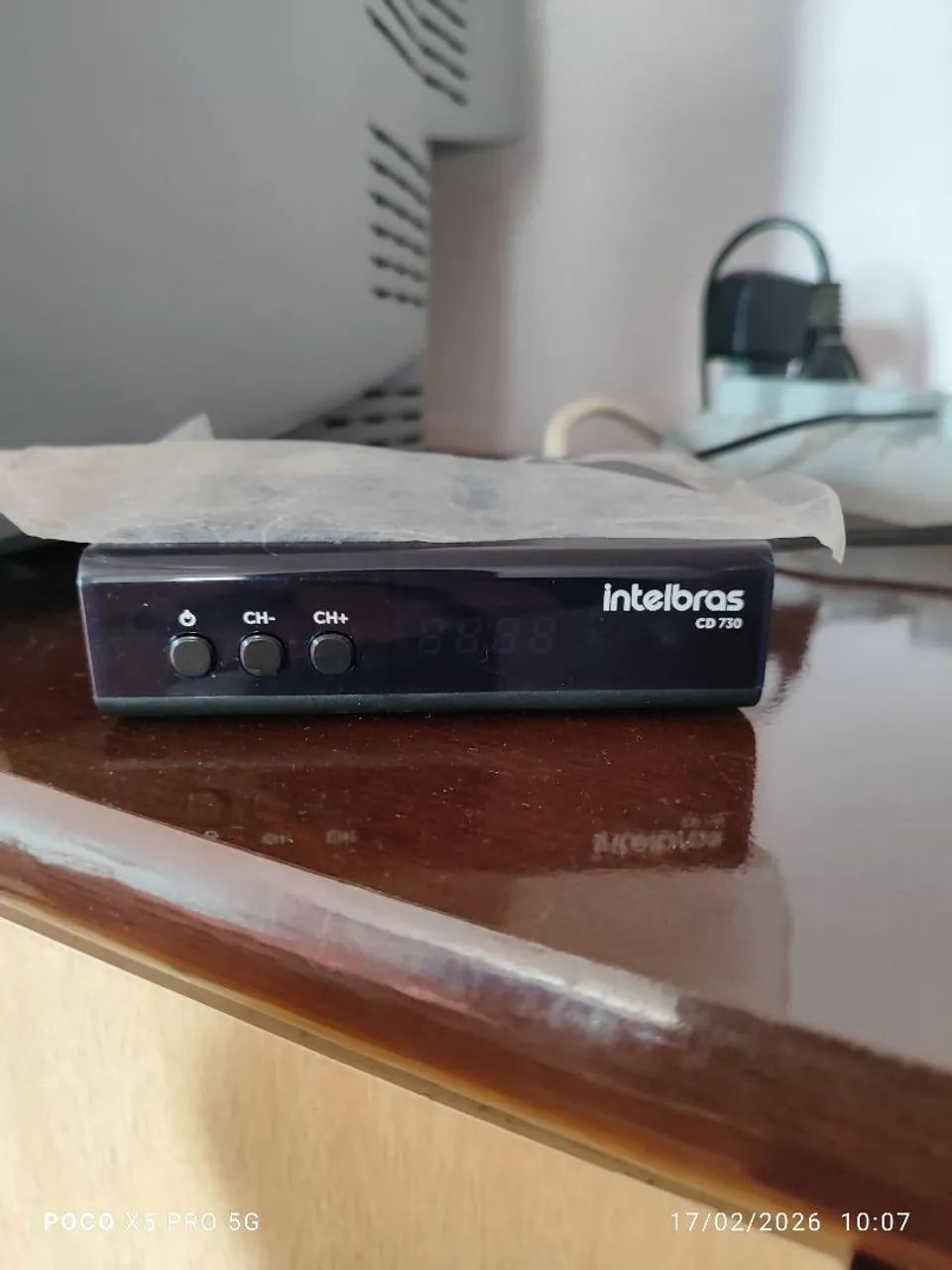 Televisão de 20 polegadas mais o conversor  - Foto 4