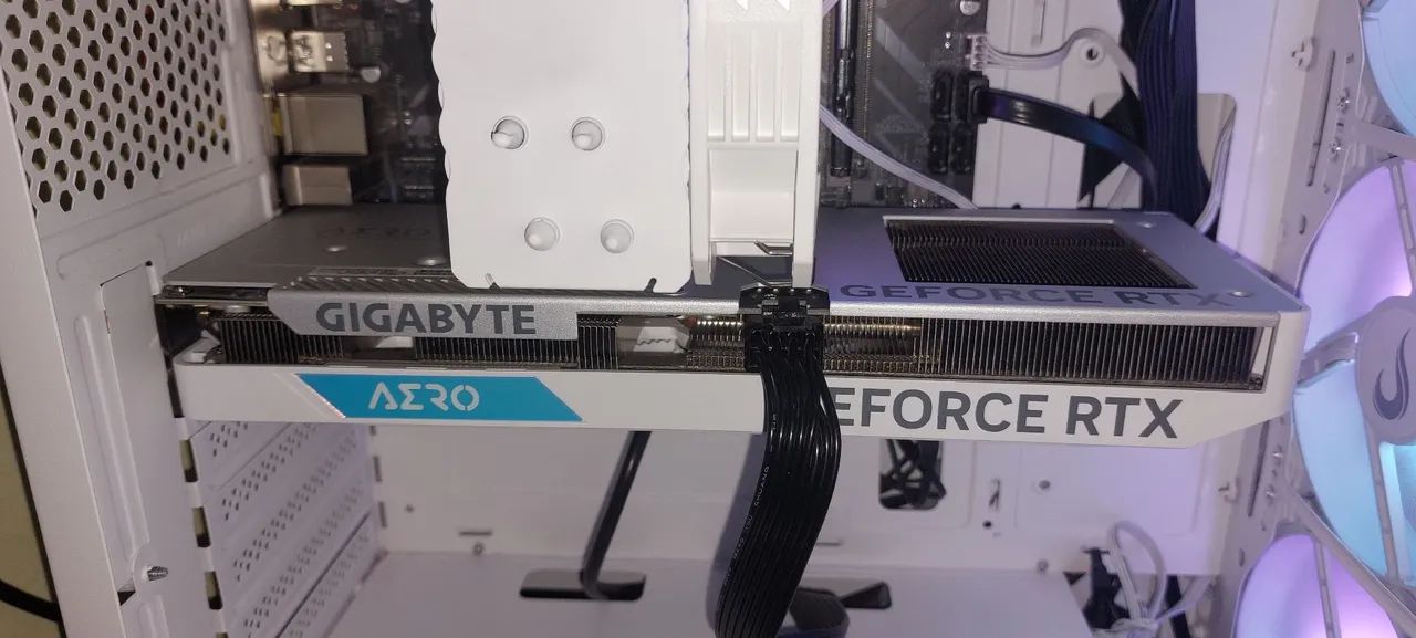 Rtx 4060 gigabyte  - Foto 5