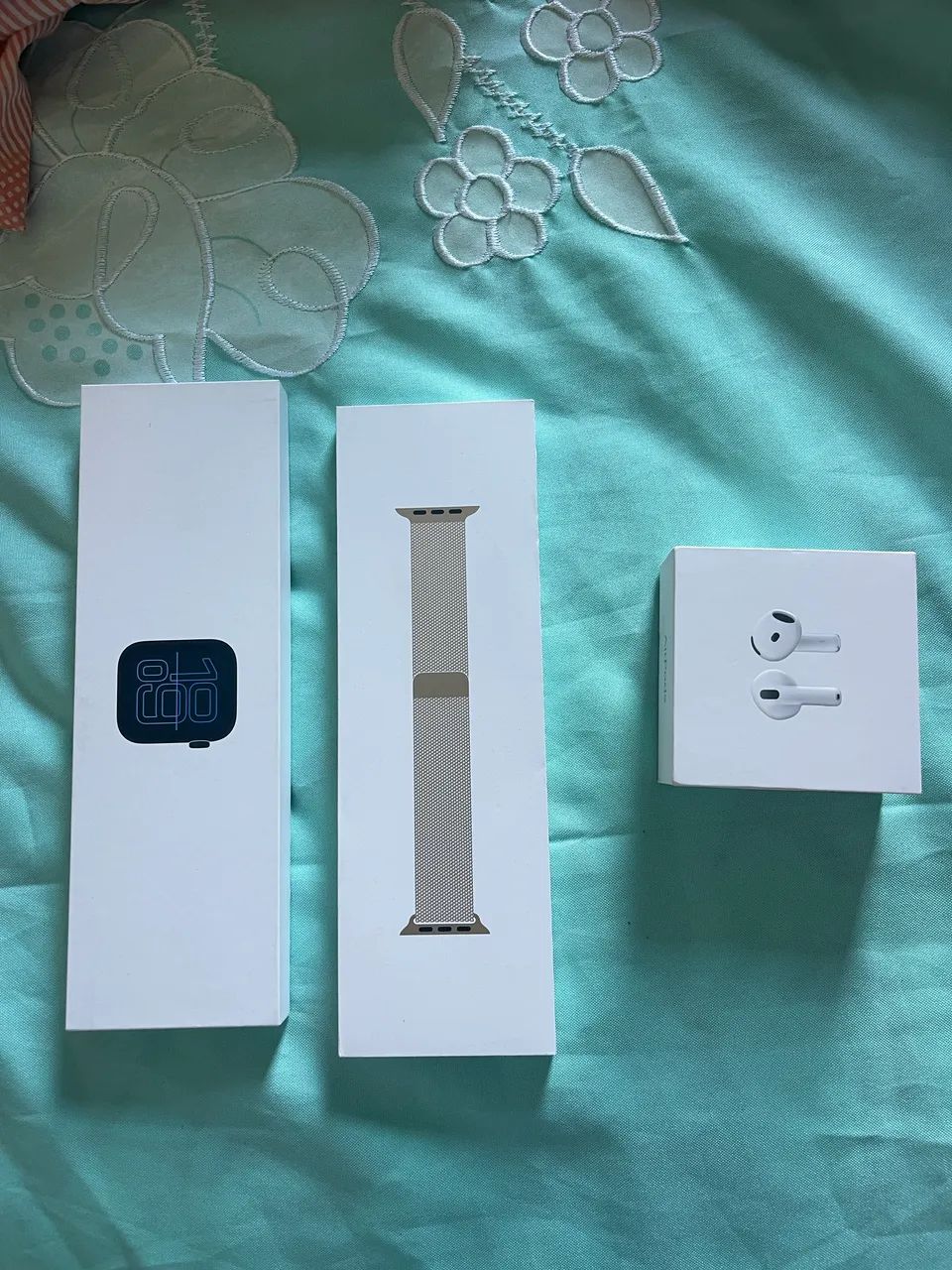 Apple Watch, headphones, - Foto 3