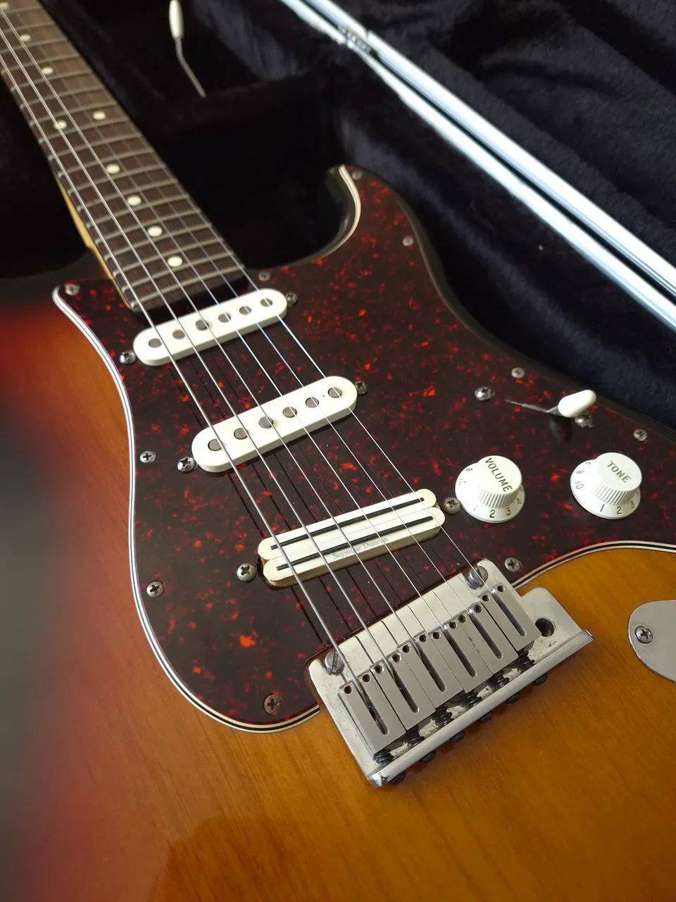 Fender Stratocaster American Standard 2000 com Seymour Duncan - Foto 2