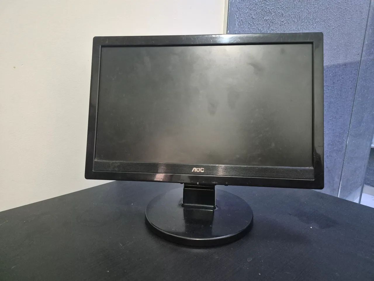 Monitor AOC 15" VGA