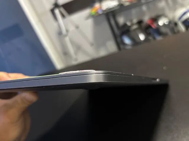 Apple MacBook Pro 2017 15" Core i7 16GB 1TB - Foto 3