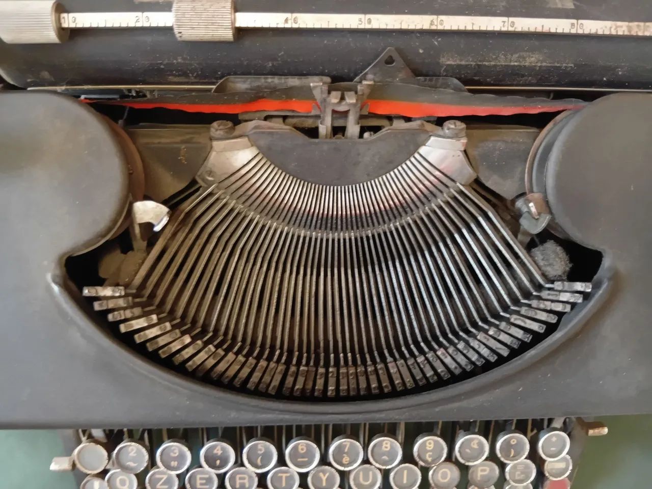 Máquina de escrever Olivetti Studio 42 - Foto 6