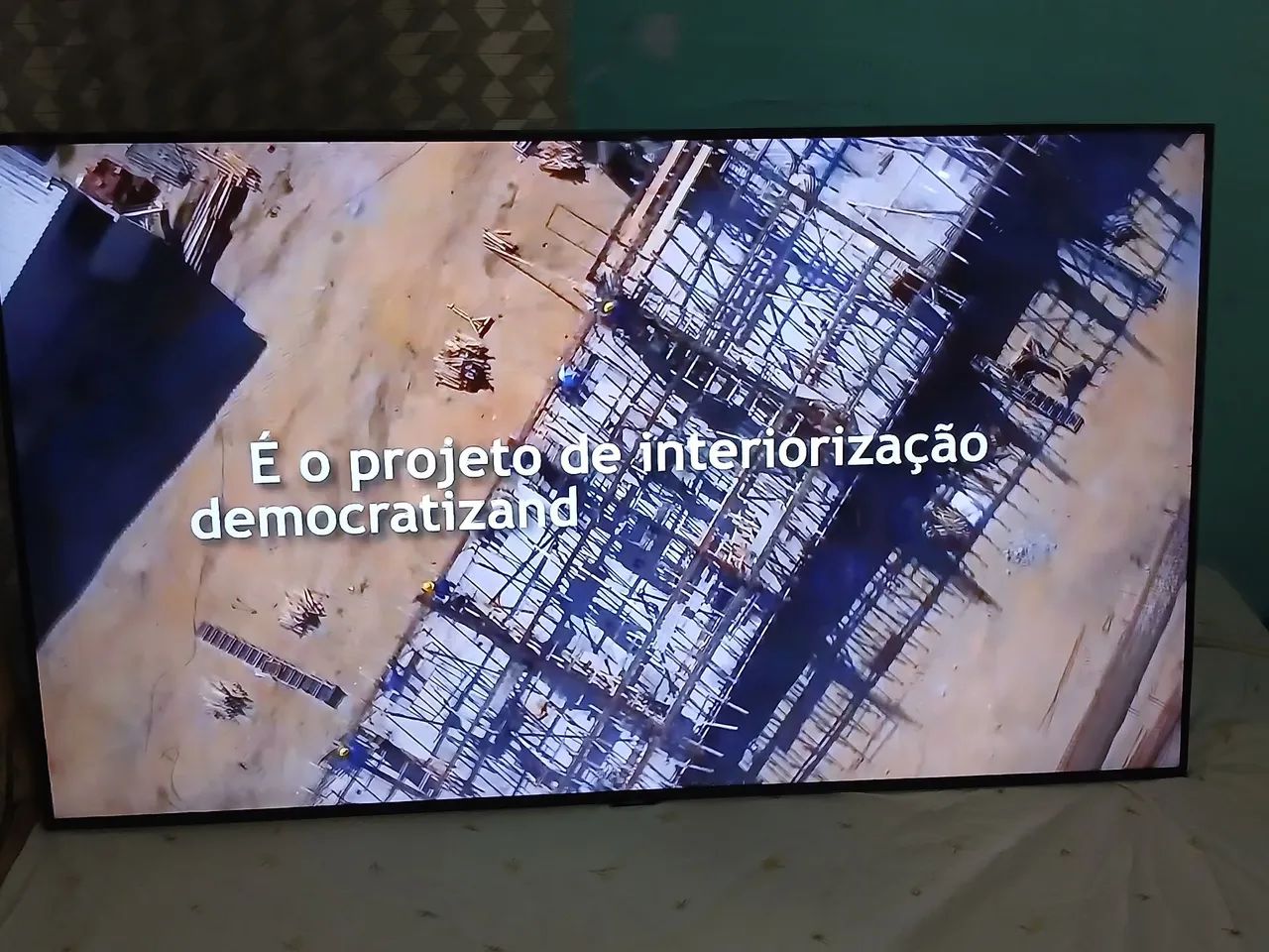 Tv  - Foto 2