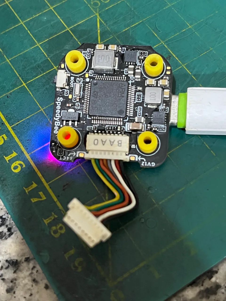 Controladora voo SpeedyBee F405 Mini 20x20 drone racer  - Foto 3