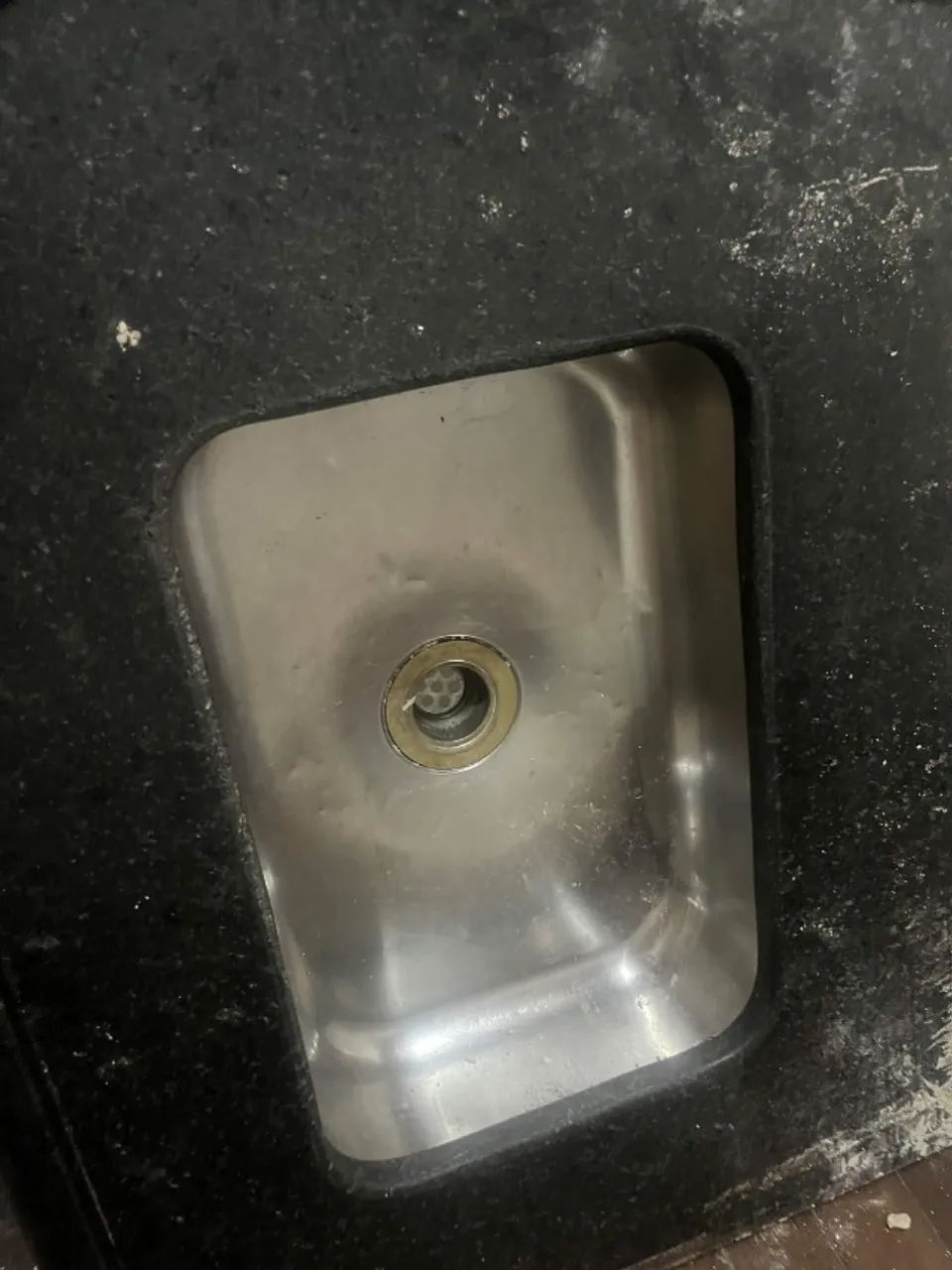 Bancada de granito com cuba - Foto 3