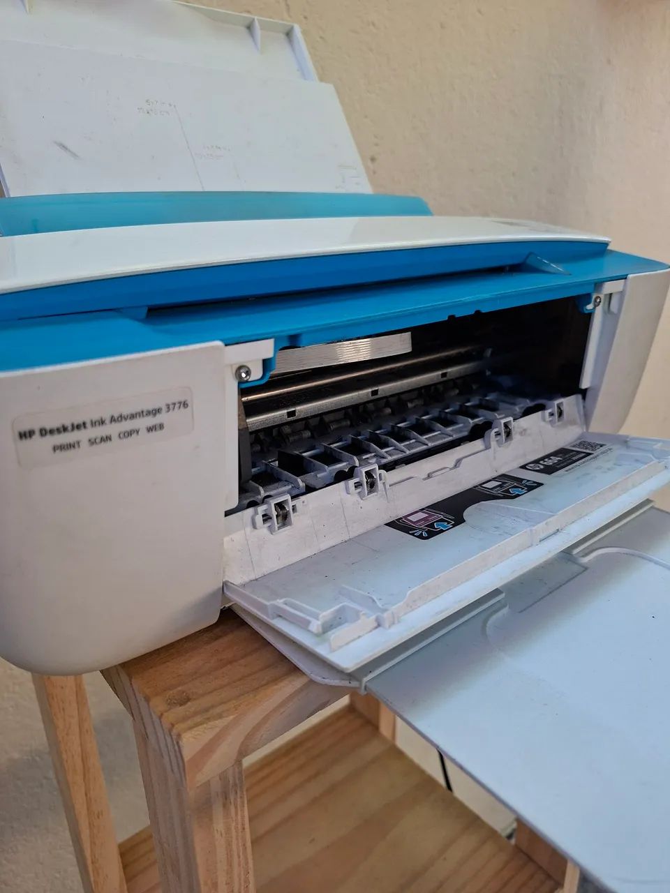 Impressora HP Deskjet Ink Advantage 3776 - Foto 5