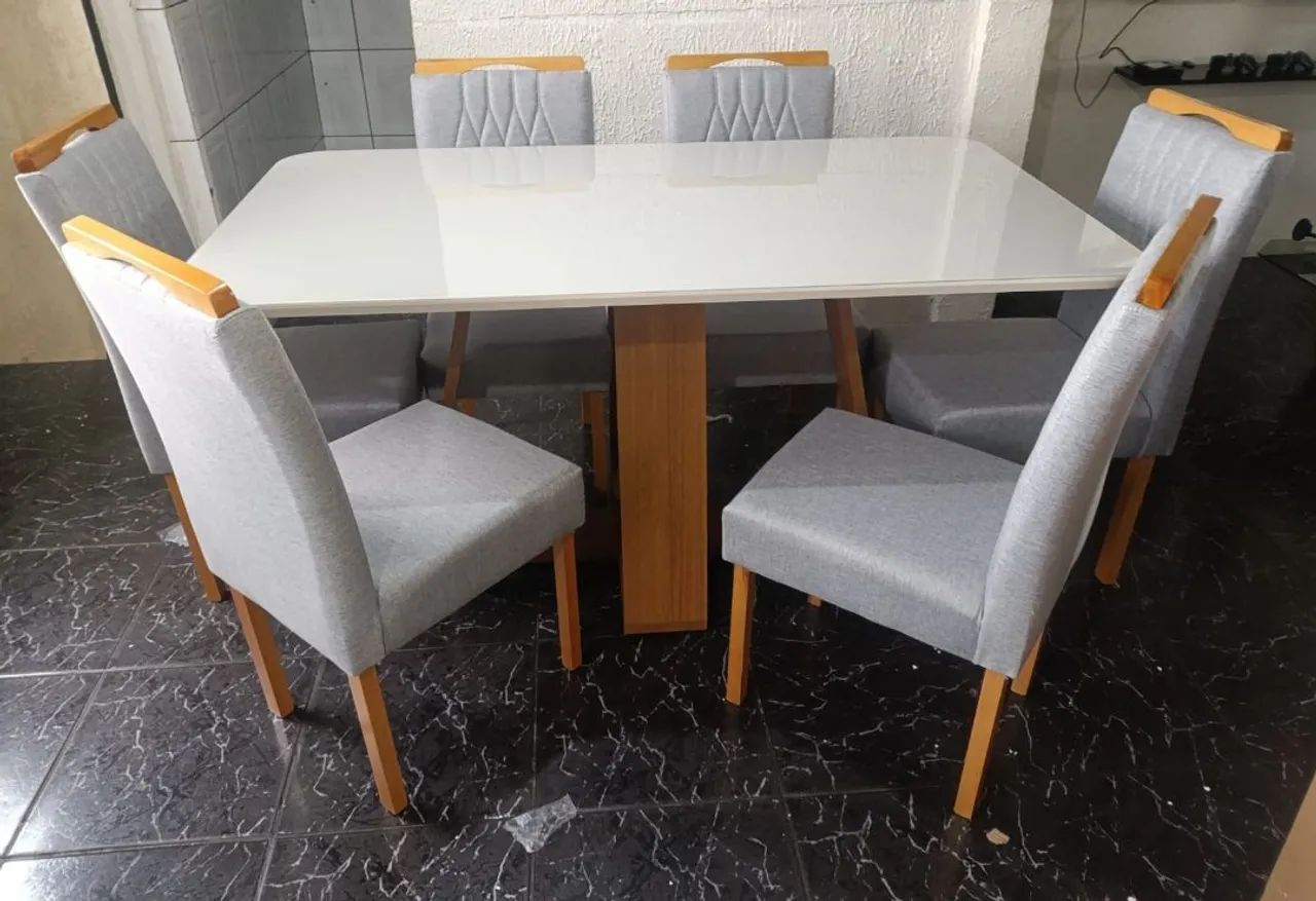 Mesa de jantar Petra com 6 cadeiras 