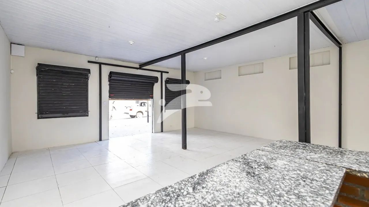 Loja Xaxim 90m² - Foto 5