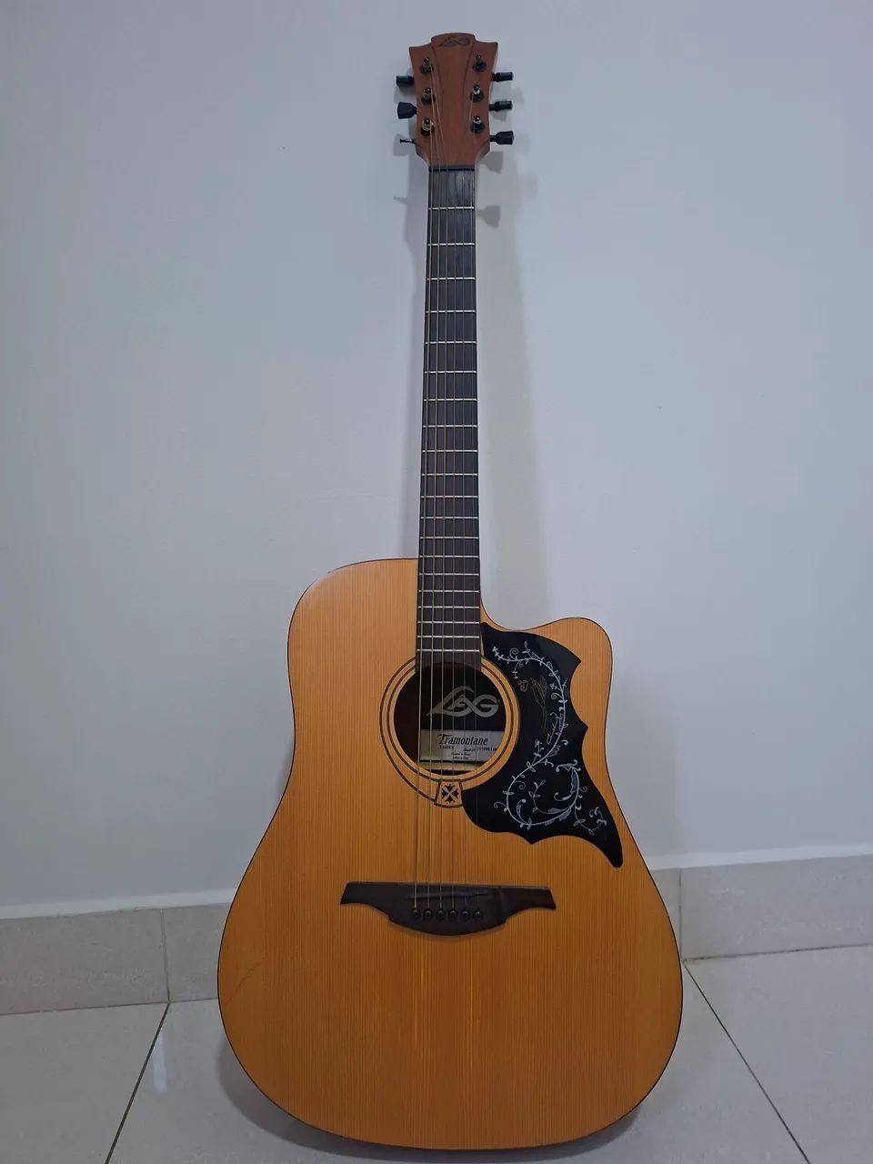 Violão Lag Tramontane usado