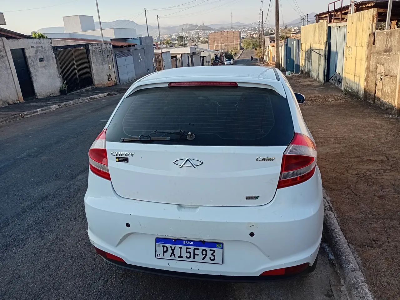 Chery Celer Hatch 1.5 16V Flex 5P 2015 - Foto 3