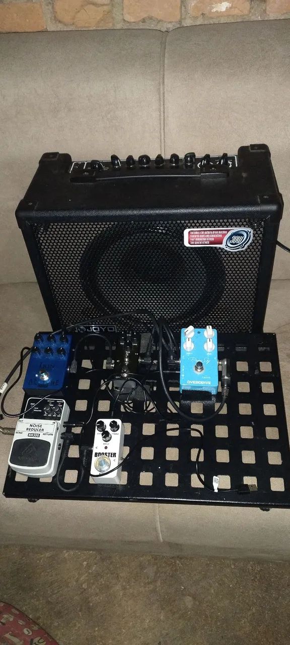 Amp joyo dc30 e 5 pedais  - Foto 2