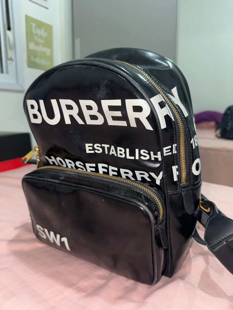Burberry Logo Print Backpack Original - Preta - Foto 3