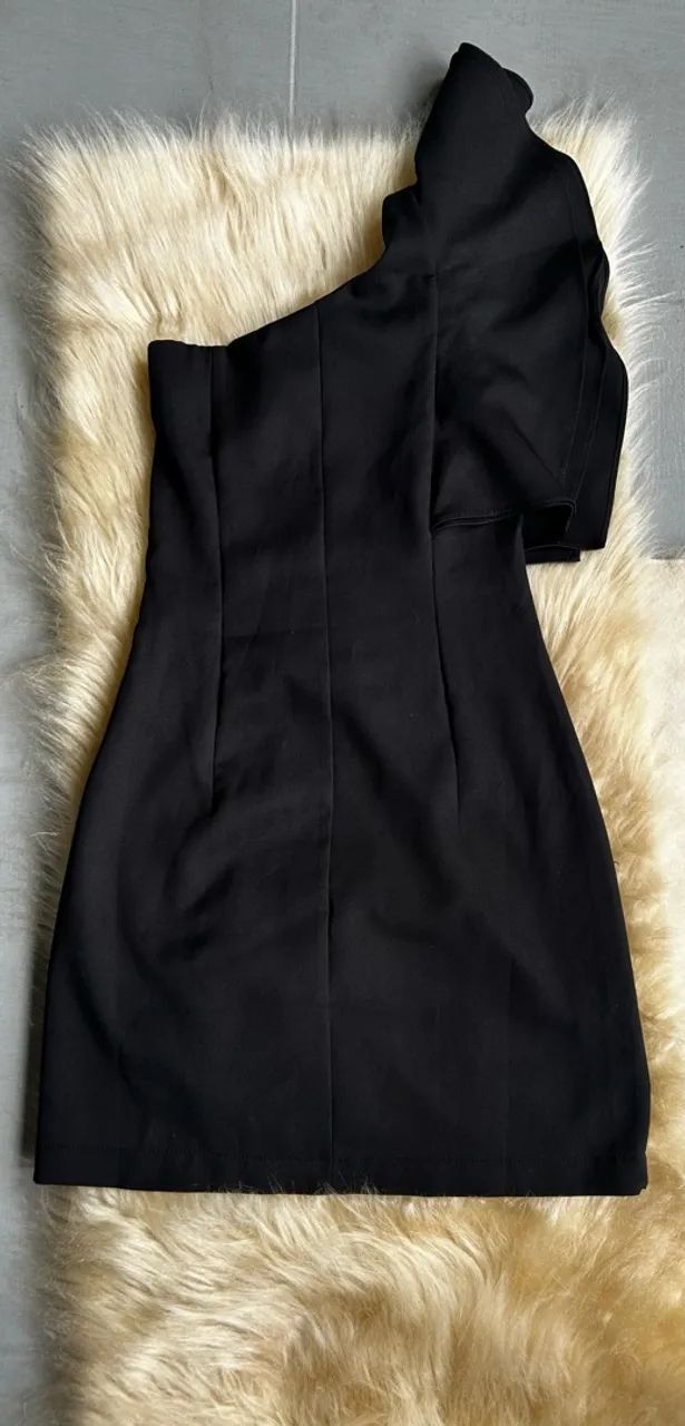 vestido, com babadinho lindo 