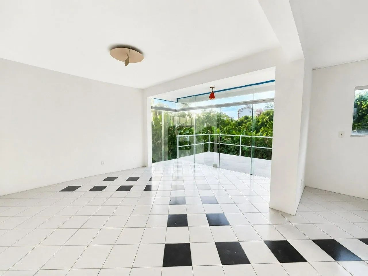 Casa de 3 dormitórios à venda no Cacupé - Foto 2