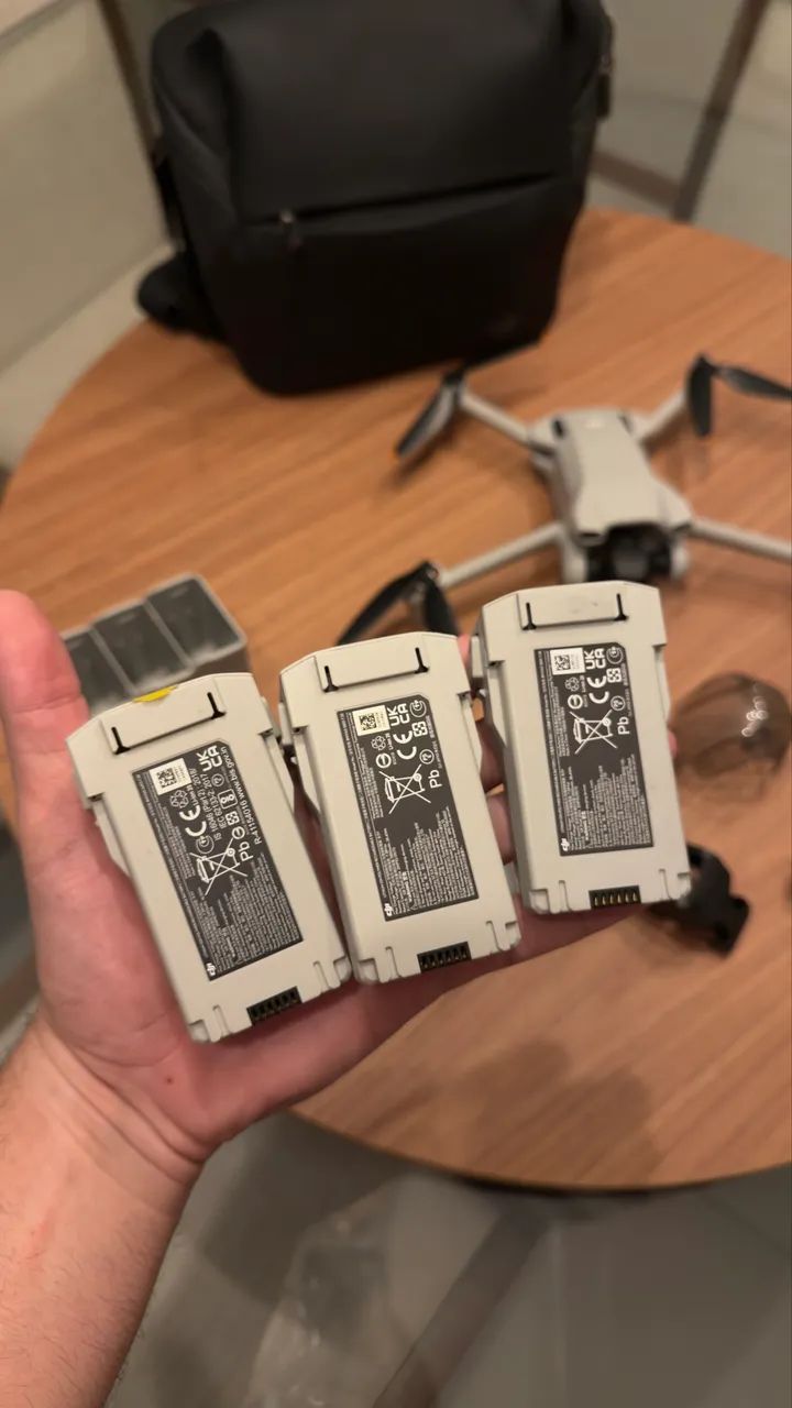 Drone DJI Mini 3 - Combo Fly More (3 Baterias)  - Foto 4