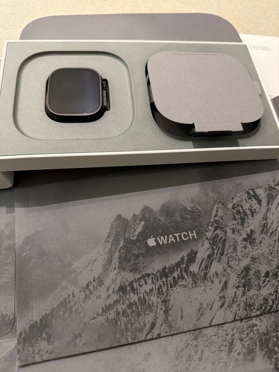 Apple Watch Ultra 2 - Black