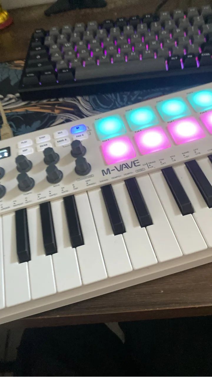 Controlador Midi Cuvave SMK-25 - Instrumentos musicais - Boa