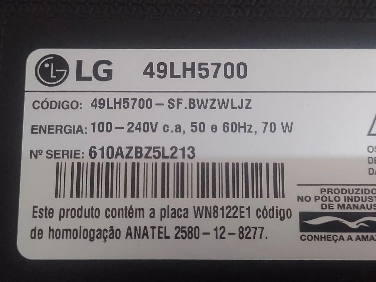 Vendo tv 49 polegadas R$ 300 reais problema na tela .