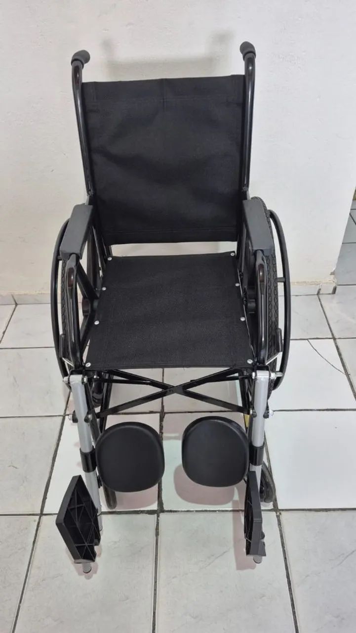 Cadeira de rodas - Foto 4
