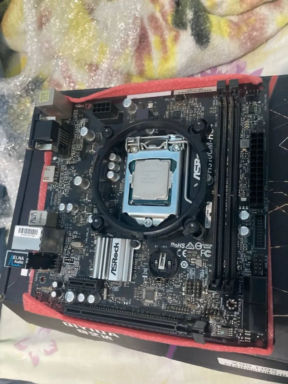 ASROCK-H310cm hg4 com I3 8100 3.60ghz - Foto 2