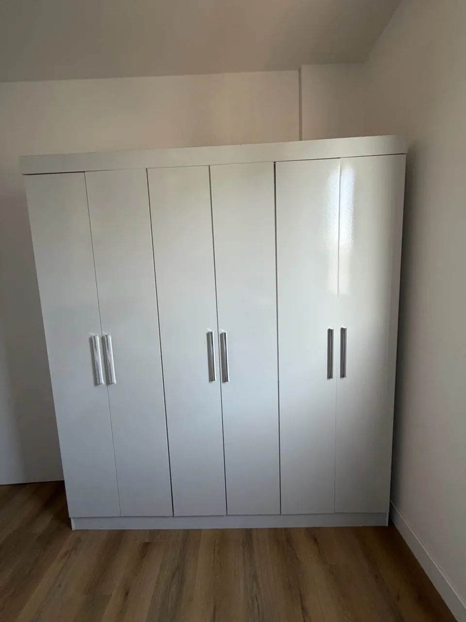 Guarda roupa 6 portas - Usado