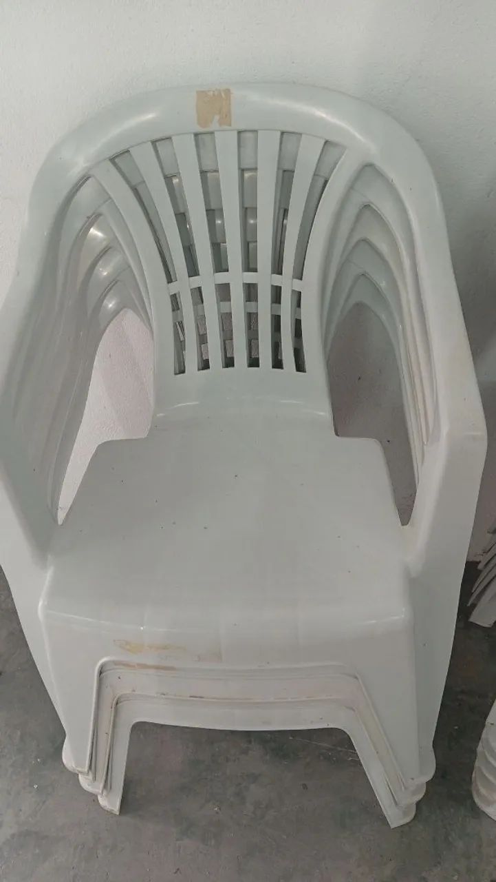 Cadeira branca poltrona  - Foto 2