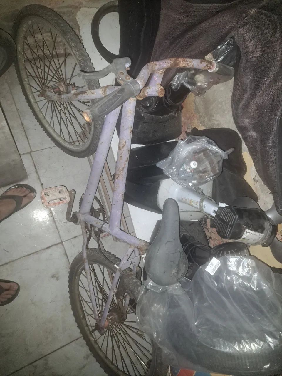 Bicicleta velha pra reforma 