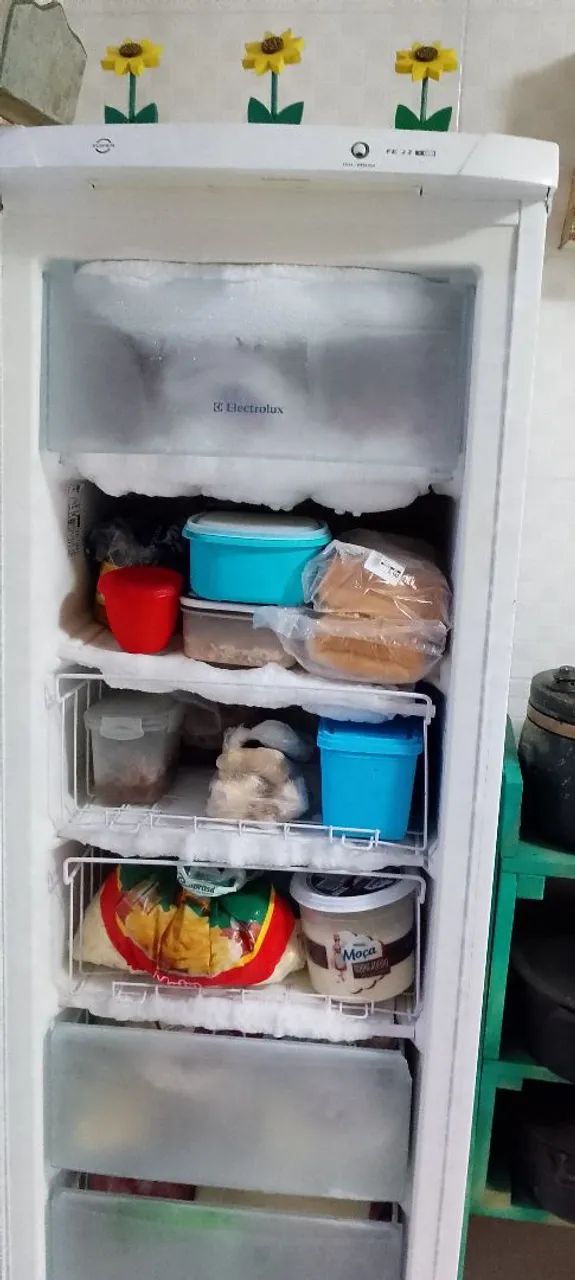 Freezer vertical Eletrolux 173L - Foto 5
