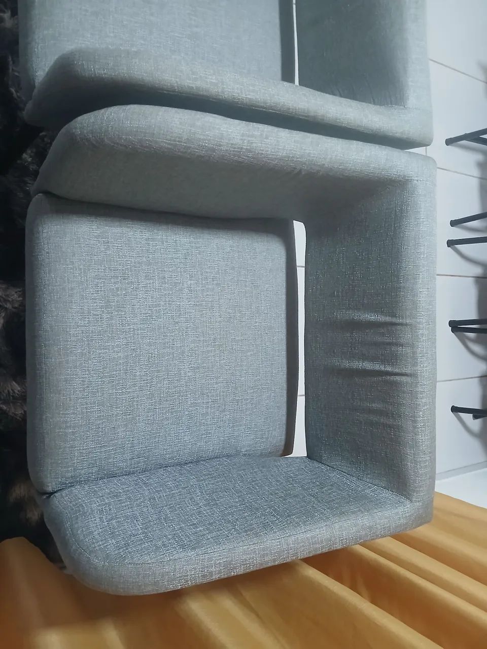  2 POLTRONAS SEMI-NOVAS 600 REAIS - Foto 3