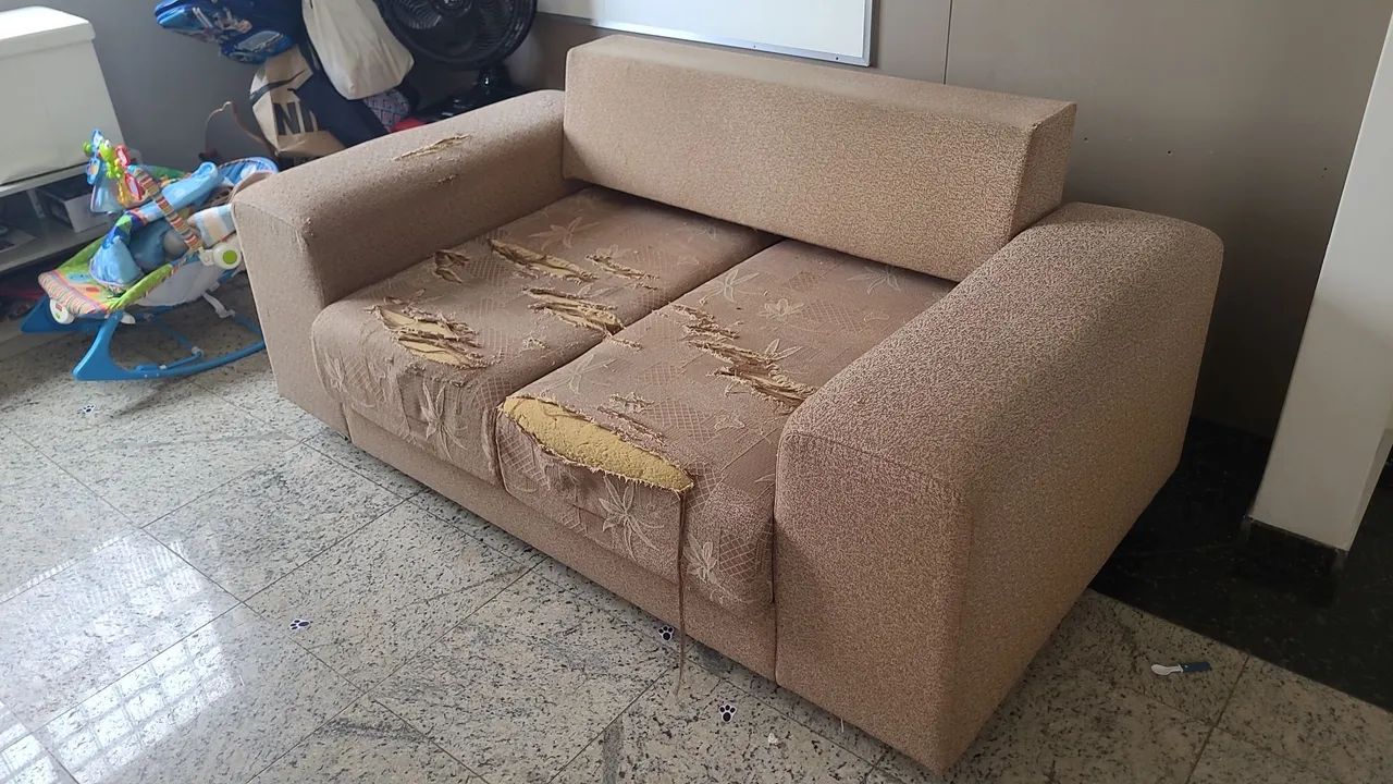 Sofá 2 lugares usado
