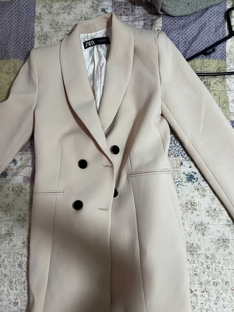 Blazer small cor bege marca zara  - Foto 3