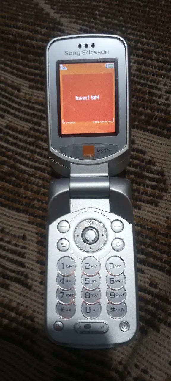 SONY Ericsson W300i - Foto 2