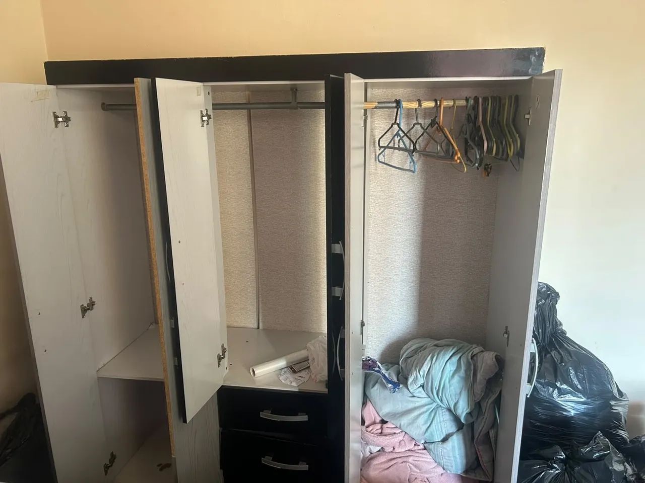 Guarda roupa - Foto 2