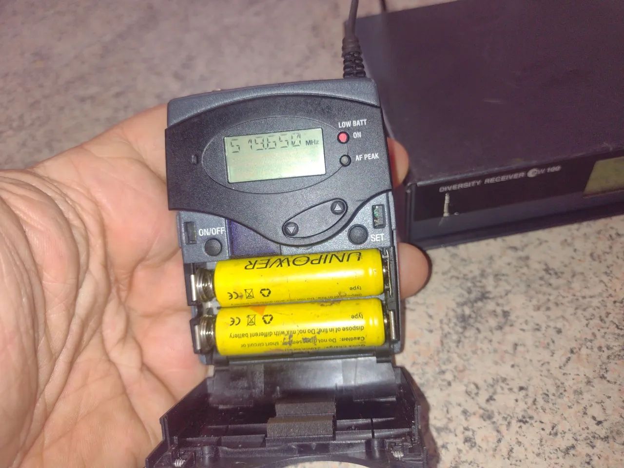 MICROFONE SEM FIO SENNHISER. EW100 - Foto 2