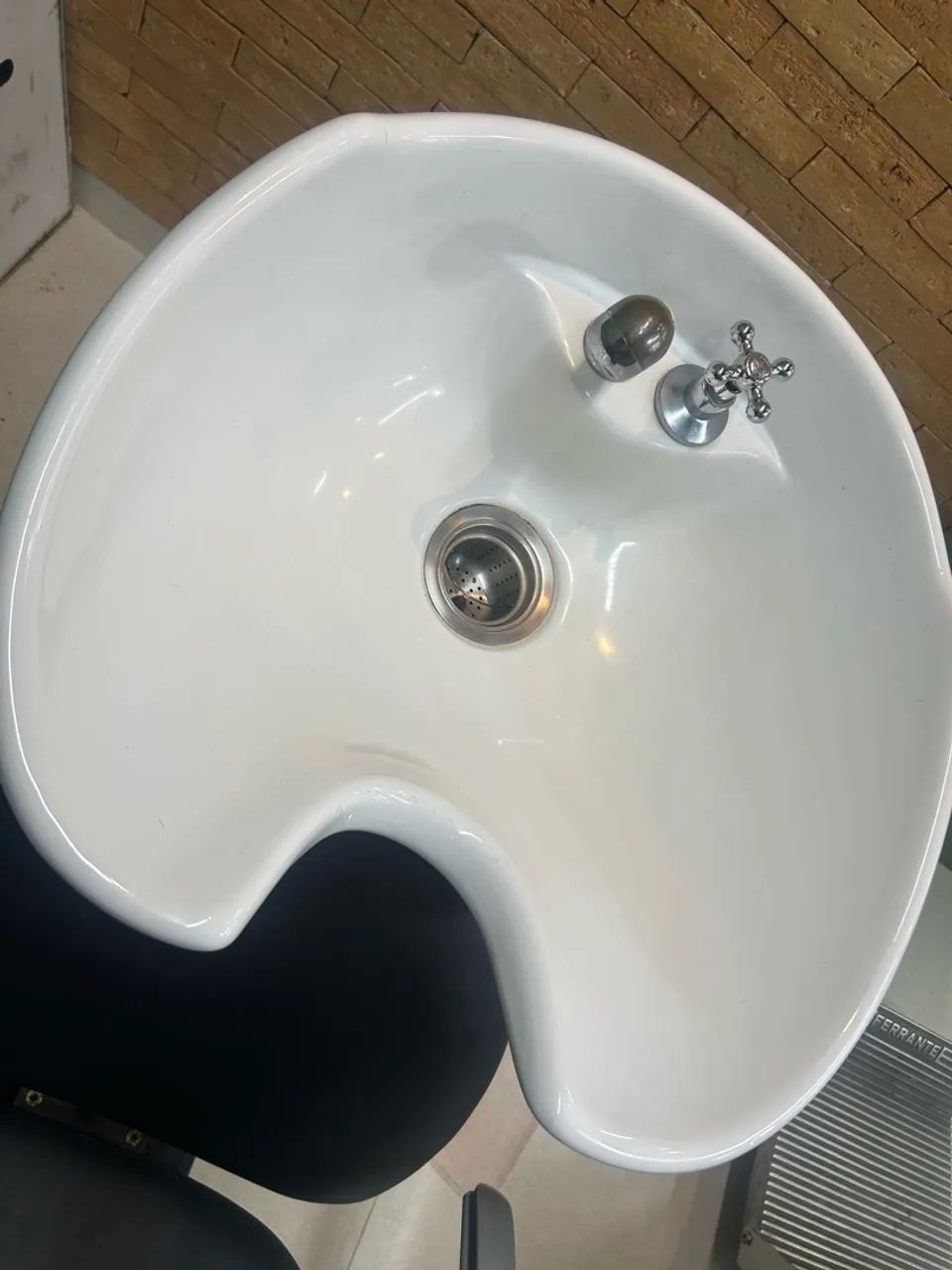 Lavatório Cabelereiro 