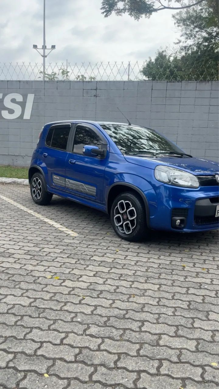 Fiat Uno Sporting 1.4 EVO Fire Flex 8V 4P 2015 - Foto 2