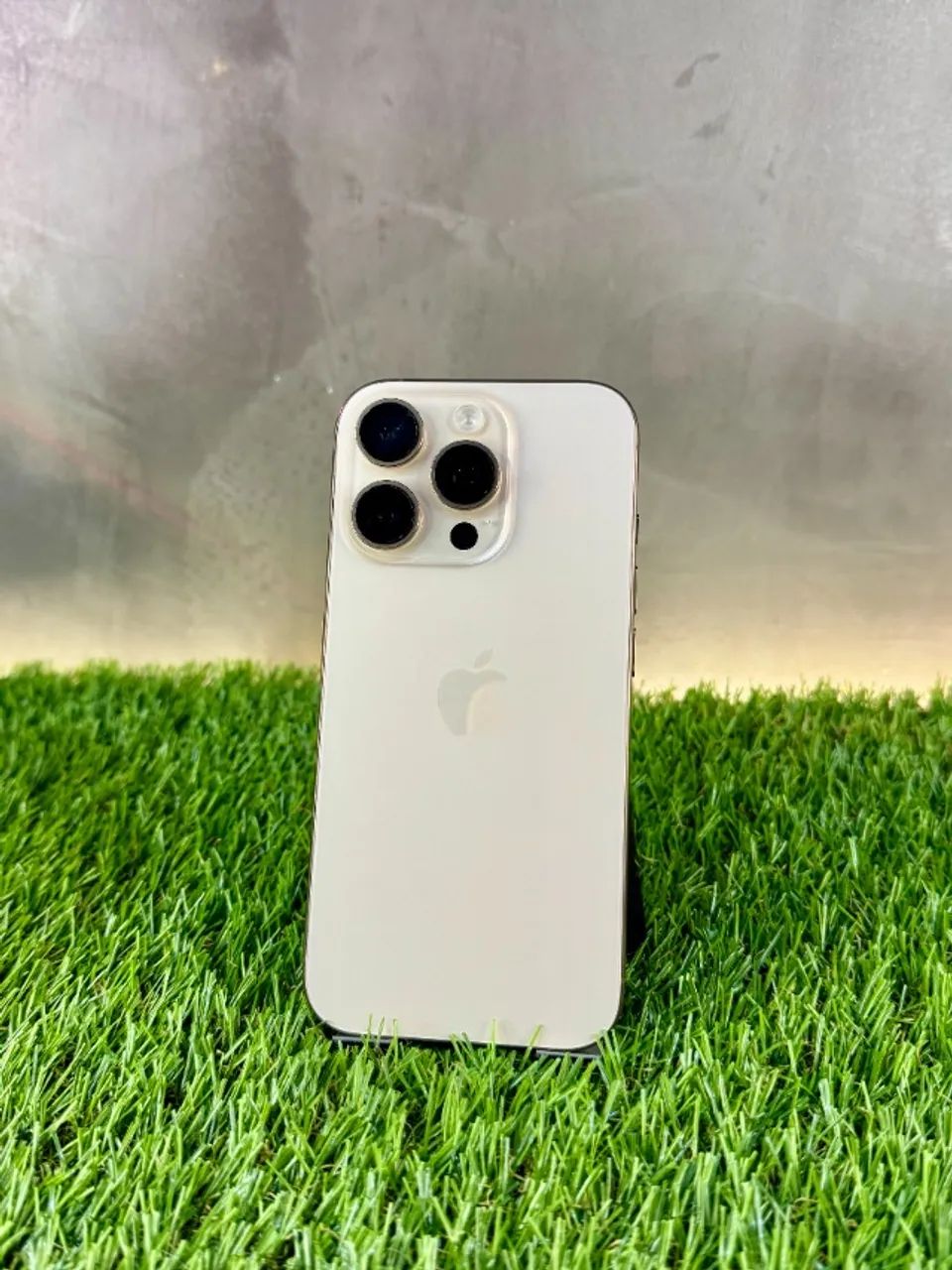 IPHONE 16 PRO - 256GB Desert Titanium 